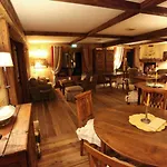De La Maison Hotel Courmayeur