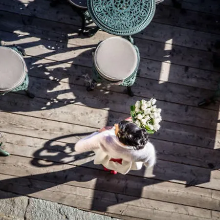 De La Maison Hotel 5*