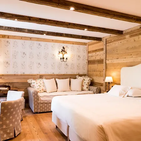 De La Maison 쿠르마예