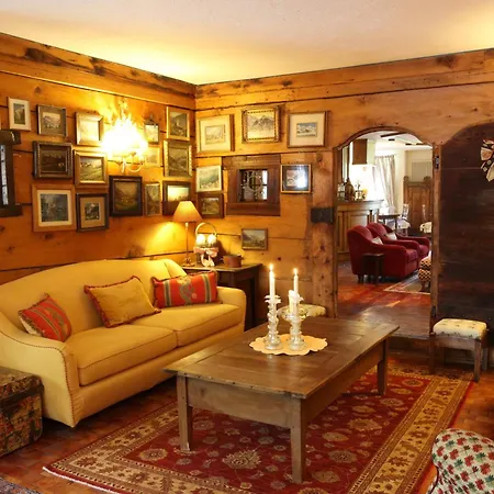 De La Maison Hotel 5*