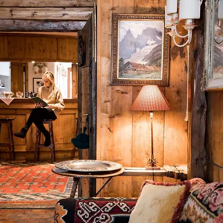 De La Maison Szálloda Courmayeur