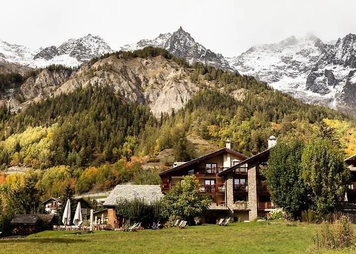 De La Maison Szálloda Courmayeur