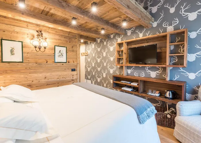 De La Maison Szálloda