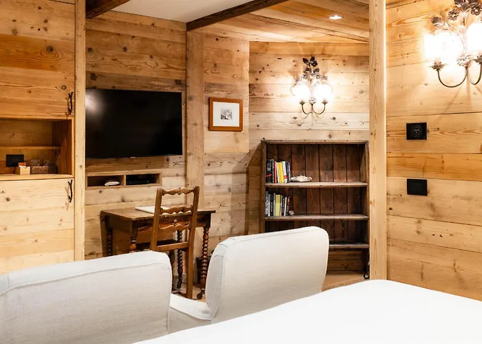 De La Maison Hotel 5*