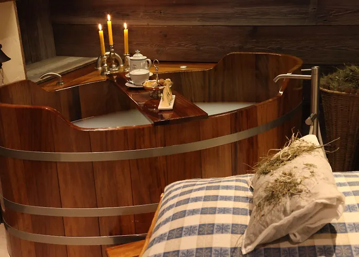 Готель De La Maison 5*